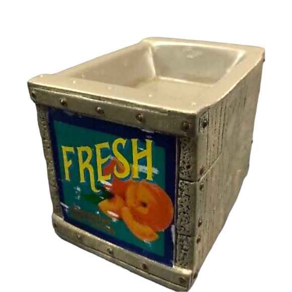 Scentsy Fruit Crate *Retired* Wax Warmer - Picture 10 of 10